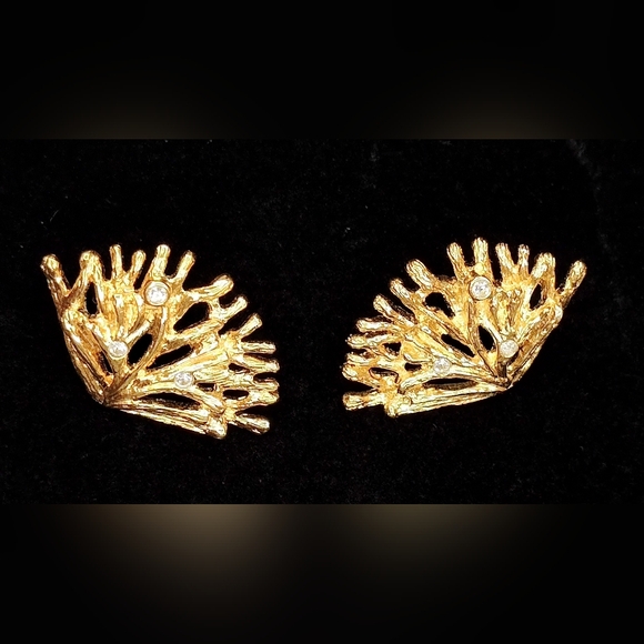 Gold Tone Faux Coral Reef Clear‎ Rhinestone Designer Style Post Earrings - Picture 1 of 5